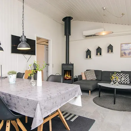 Holiday home 6 Person In Oksb L