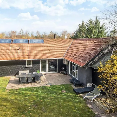 4 Star In Oksbøl