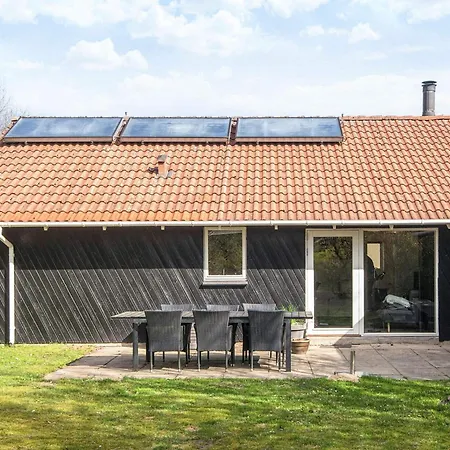4 Star In * Oksbøl