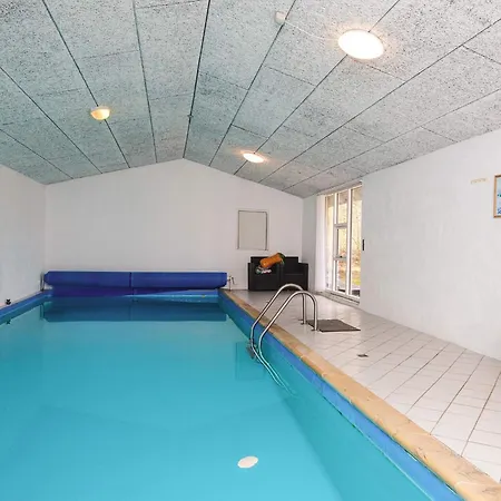 4 Star In Oksbøl